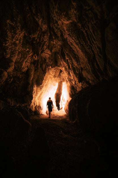 Aventura Subterránea: Noche de Exploración y Misterio para Dos en La Danta