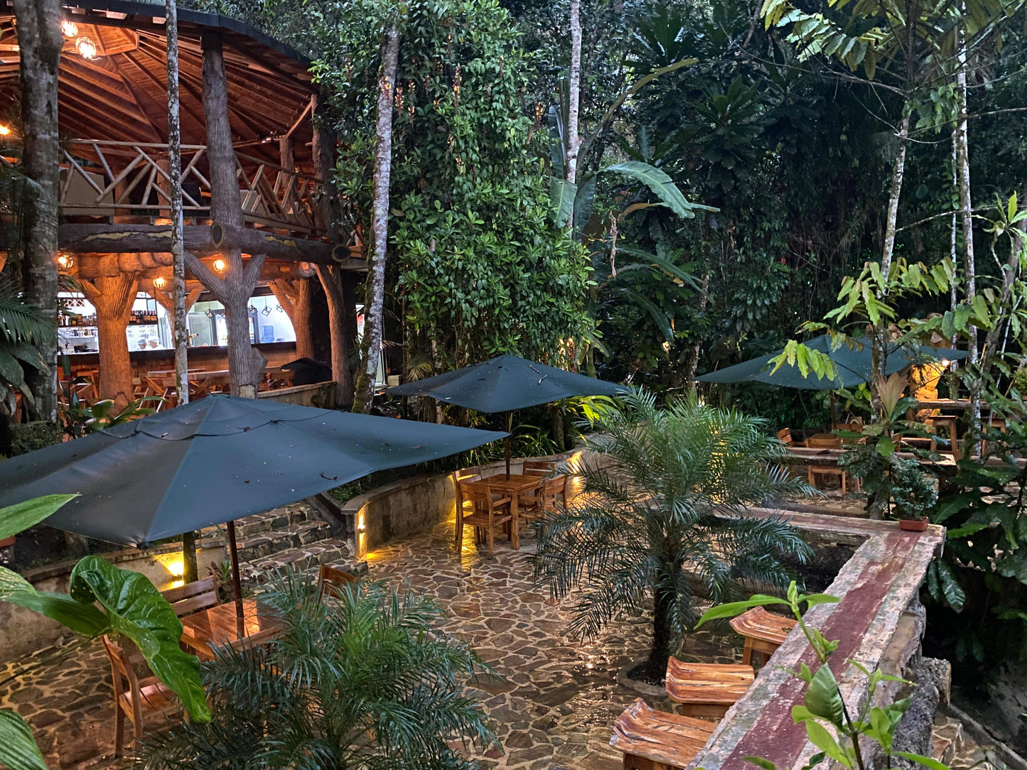 Noche de Oro: Escapada de Conexión, Bienestar Ancestral y Tubing para dos en San Rafael